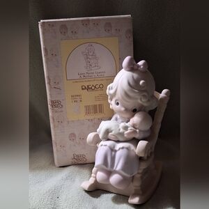 Enesco Precious Moments Love Never Leaves A Mothers Arms Figurine